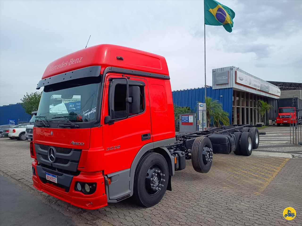 CAMINHAO MERCEDES-BENZ MB 3030 Chassis BiTruck 8x2 Vieira Caminhões CURITIBA PARANÁ PR